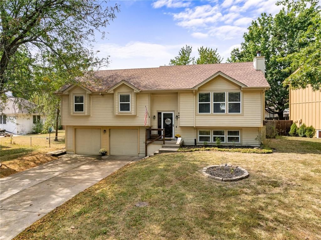303 KIMBERLY Drive — photo 44