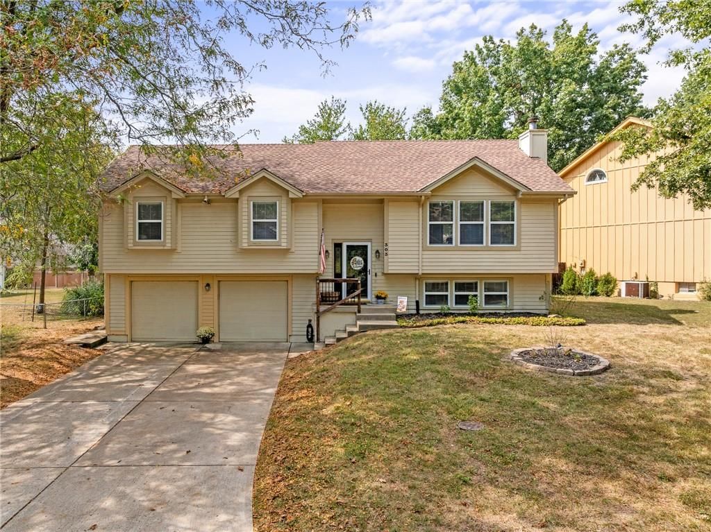303 KIMBERLY Drive — photo 47