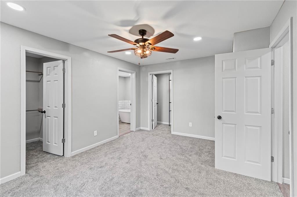 504 N Lee Street — photo 12