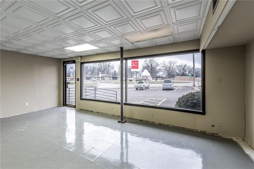 2327 N Belt Highway — photo 7