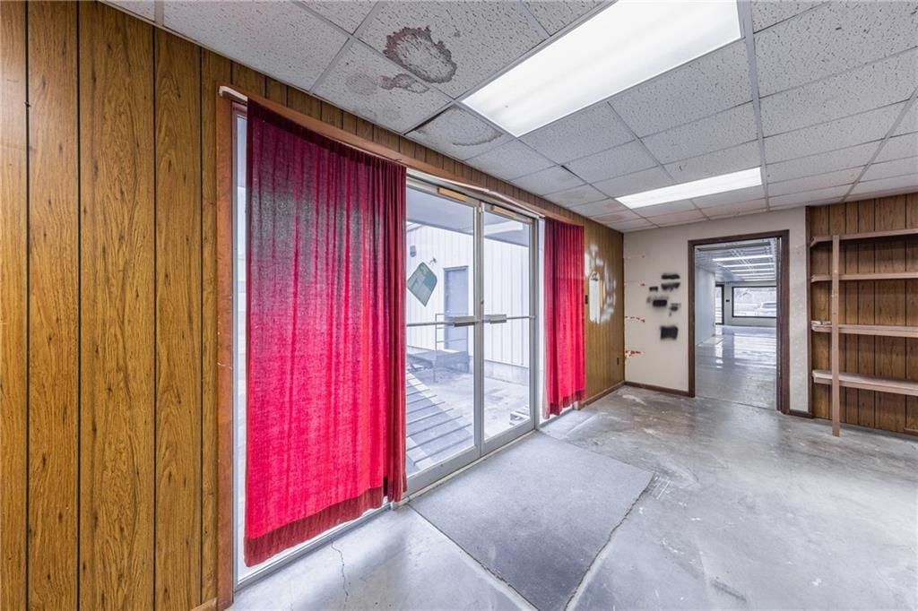 2327 N Belt Highway — photo 19