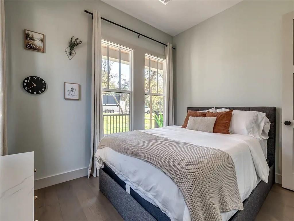 719 Washington Street — photo 12