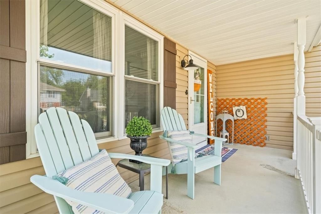 3401 Bryn Mawr Drive — photo 2