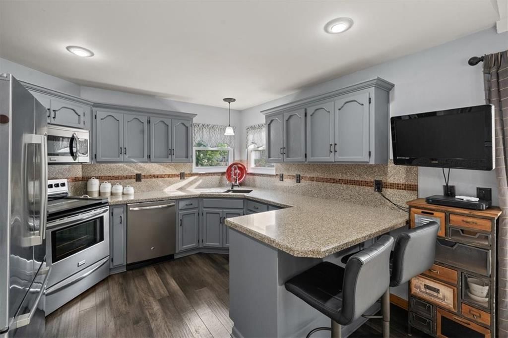 3401 Bryn Mawr Drive — photo 4