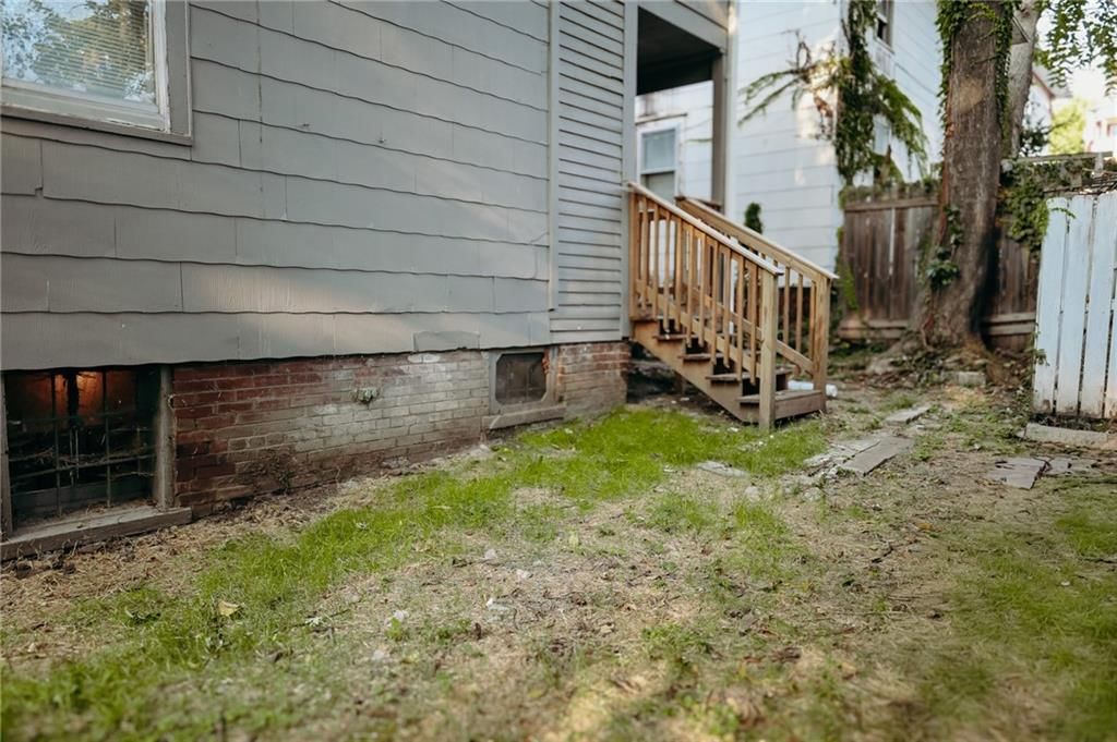 1912 Faraon Street — photo 20