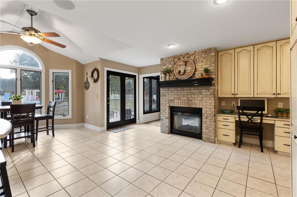 1226 Pembrooke Drive — photo 17