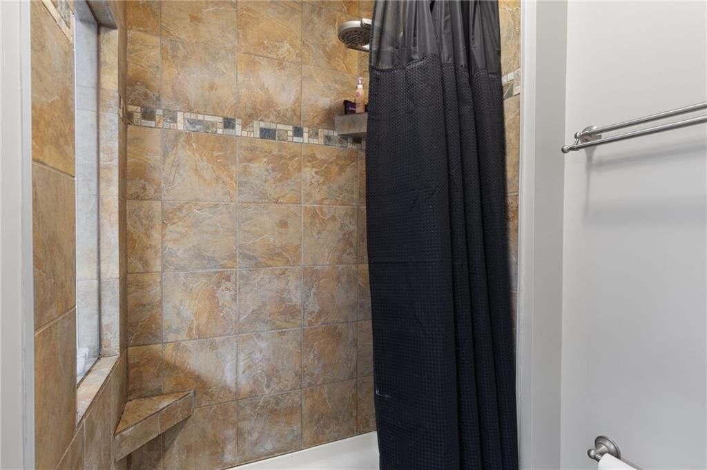 1226 Pembrooke Drive — photo 24