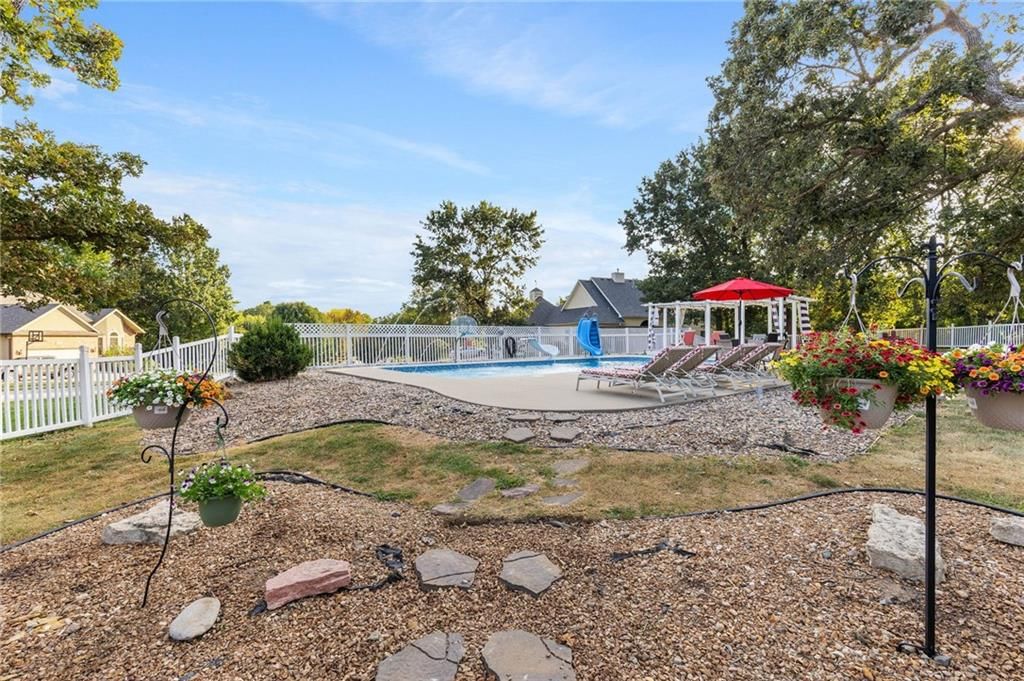 1226 Pembrooke Drive — photo 44
