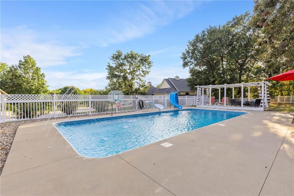 1226 Pembrooke Drive — photo 45