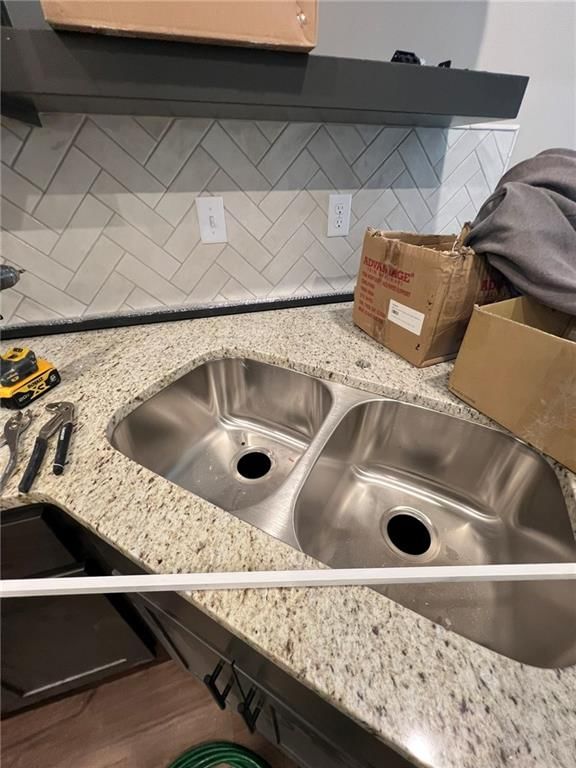 1600 Cottonwood Creek Avenue — photo 5