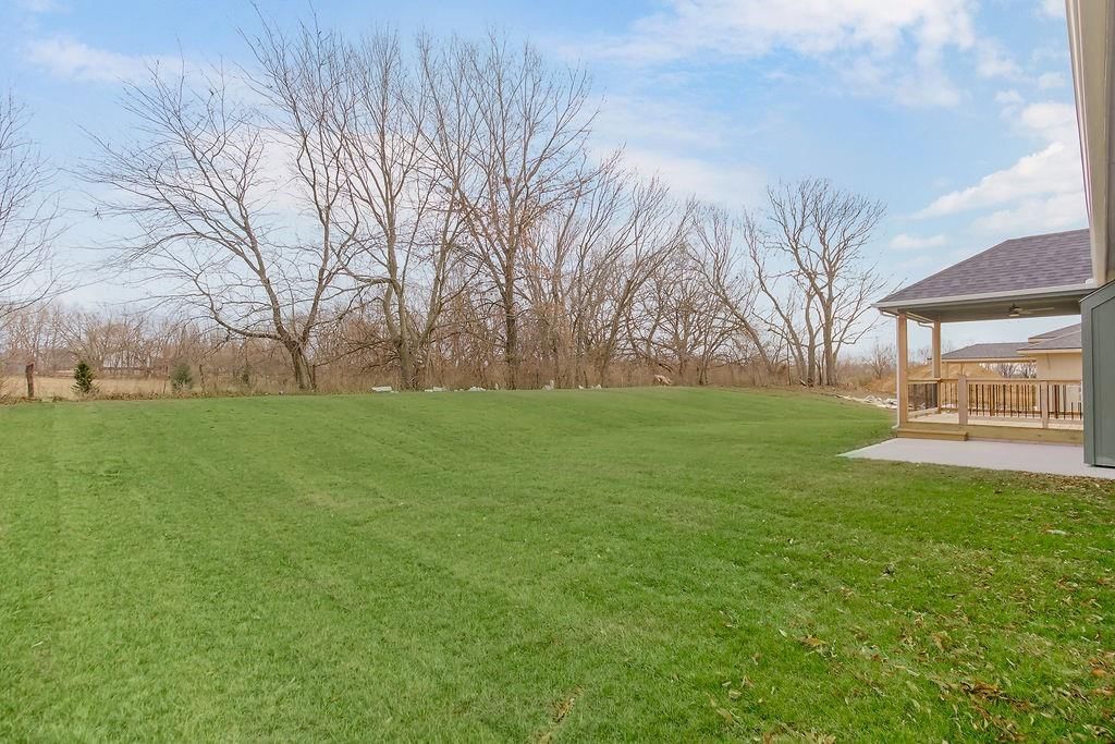 2305 LARKSPUR Lane — photo 28