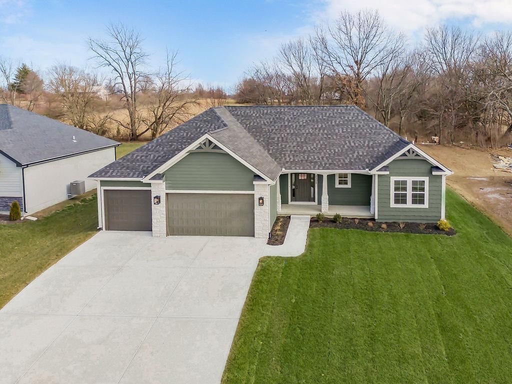 2305 LARKSPUR Lane — photo 30
