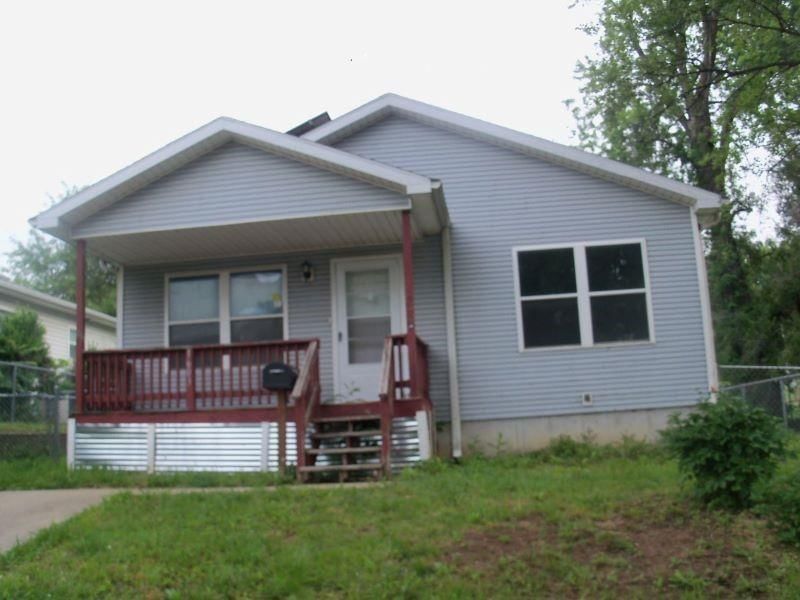 1603 Angelique Street, St Joseph, MO