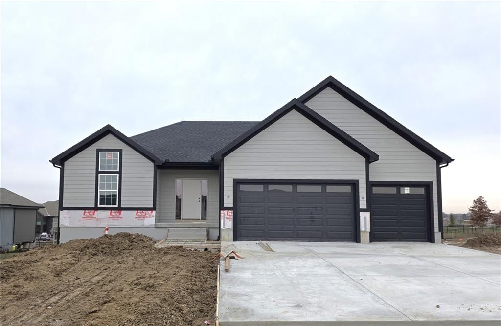 4551 145th Court, Basehor, KS