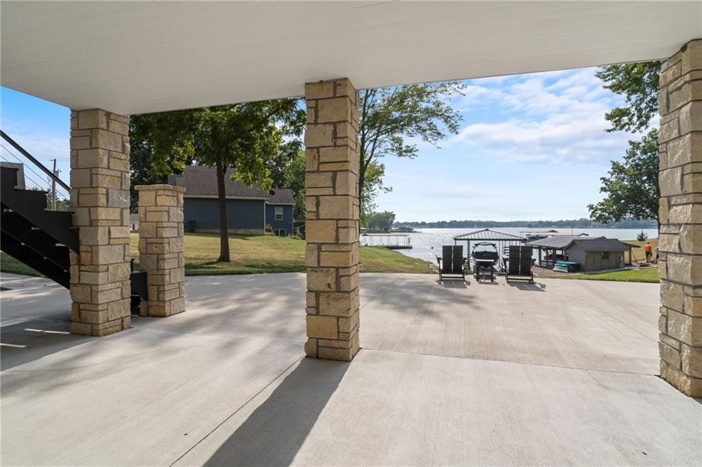 102 Angler Point — photo 32