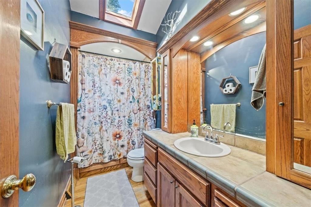 305 NW 17th Street — photo 13
