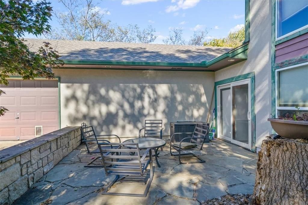 305 NW 17th Street — photo 29