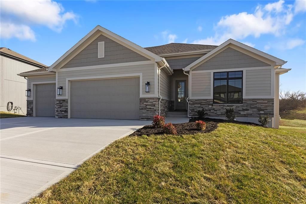 13541 NE 114th Place, Kearney, MO