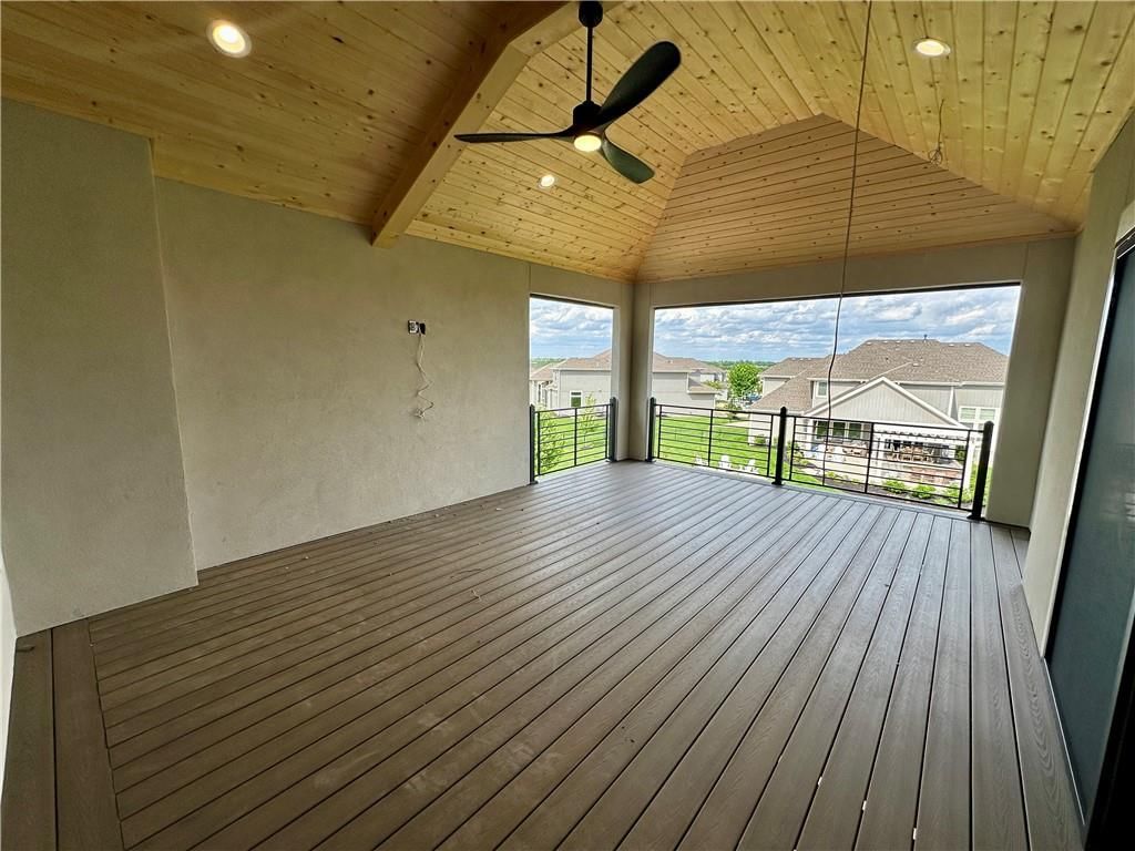 17325 Larsen Street W — photo 23