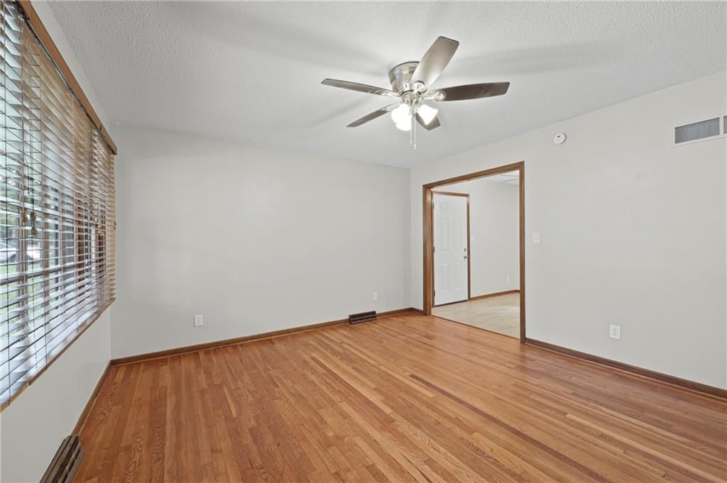 3909 S Milton Drive — photo 3