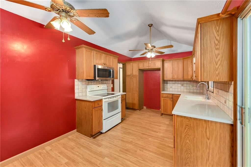 1305 S Ward Parkway — photo 7