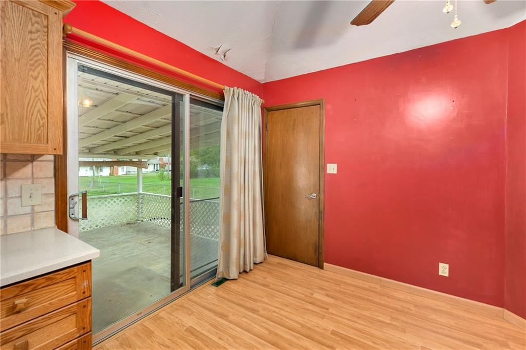 1305 S Ward Parkway — photo 9