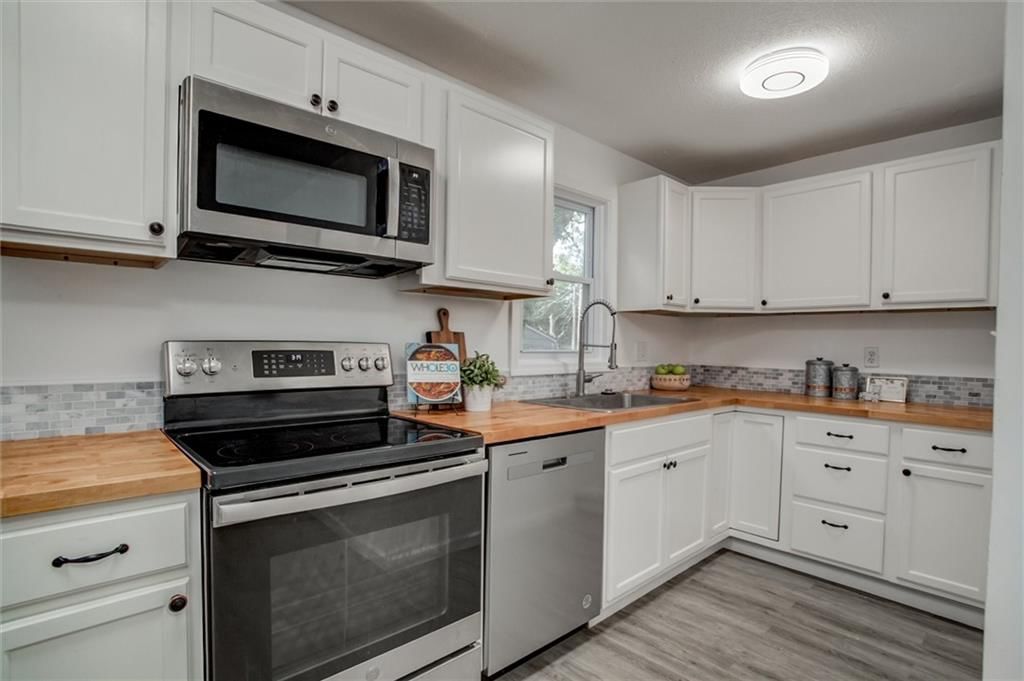 463 E Mill Street — photo 6