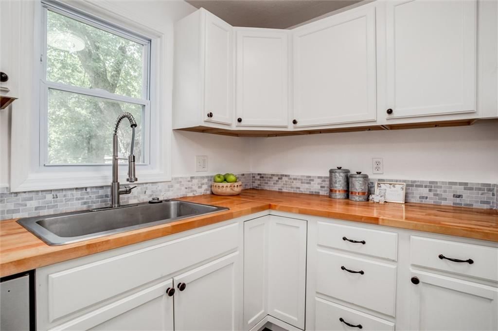 463 E Mill Street — photo 7