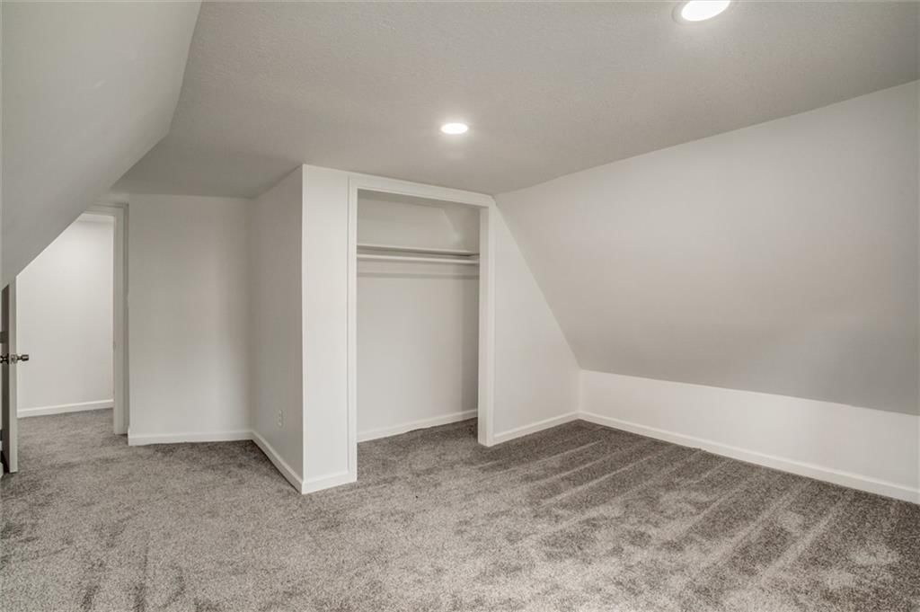 463 E Mill Street — photo 15