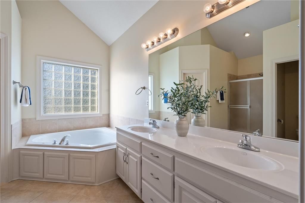 Photo 19 of 48 - 9101 NE 111TH Street