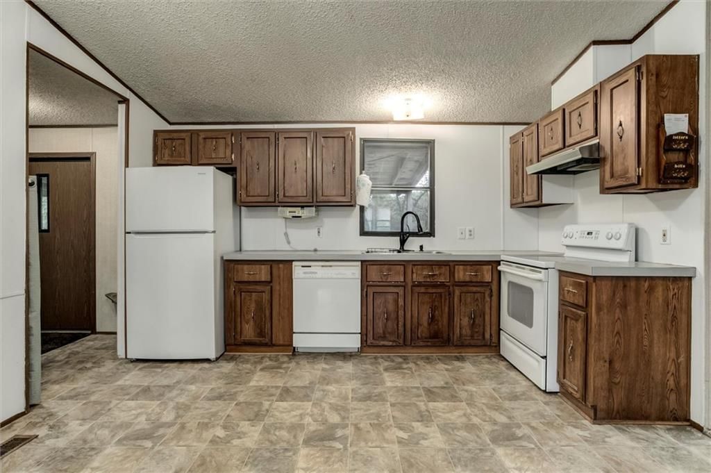 10109 Riverview Avenue — photo 14