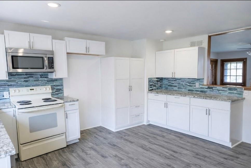 9817 E 60th Terrace — photo 12
