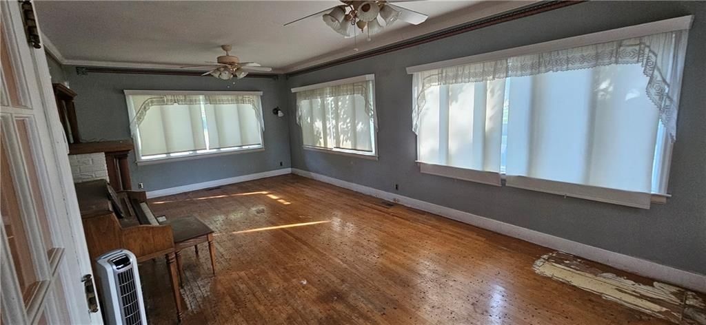 1101 W Broadway Boulevard — photo 16