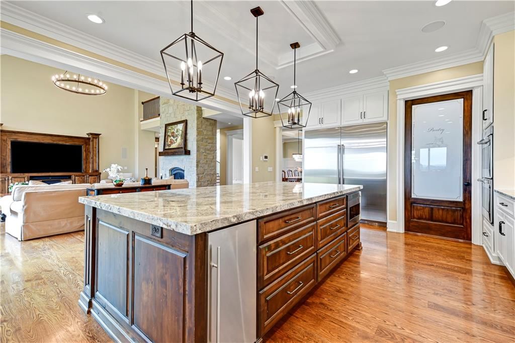 18111 Melrose Drive — photo 10