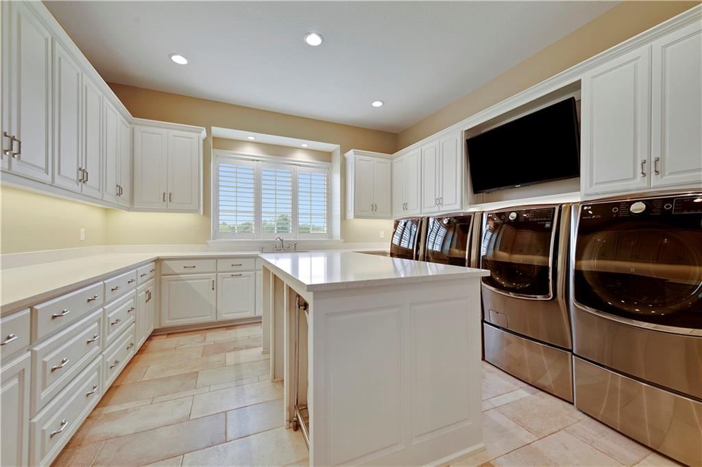 18111 Melrose Drive — photo 28