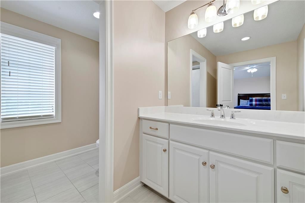 18111 Melrose Drive — photo 40