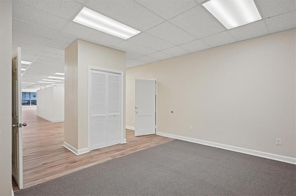408 Delaware Street — photo 11