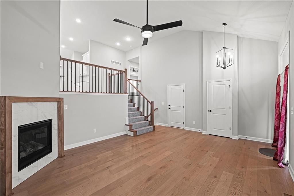 1805 Garden Court — photo 6