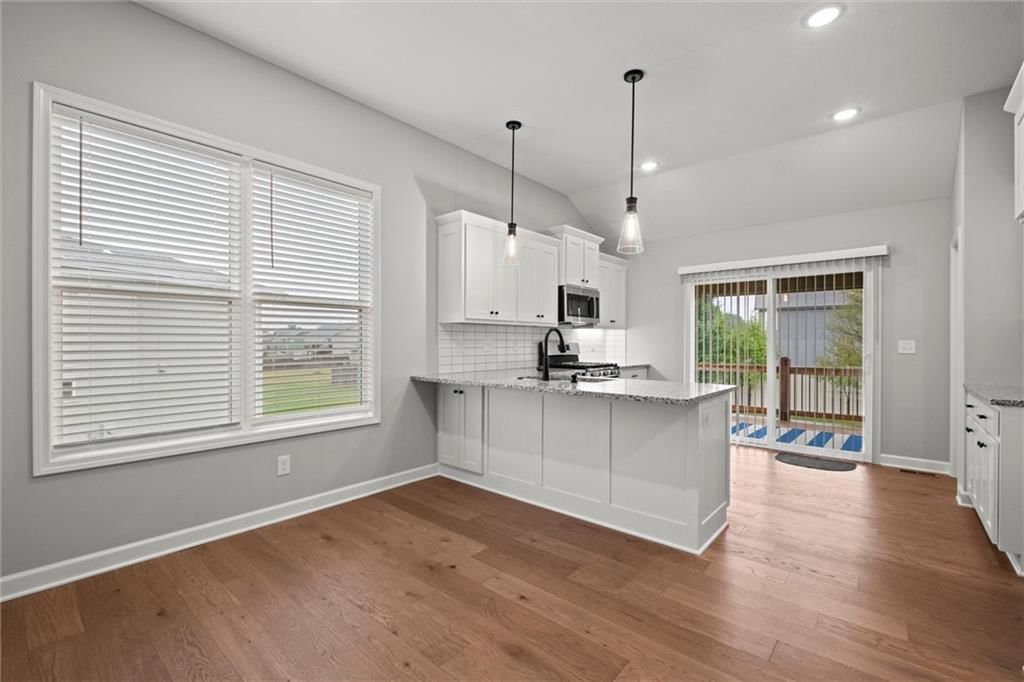 1805 Garden Court — photo 9