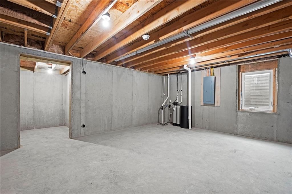 1805 Garden Court — photo 26