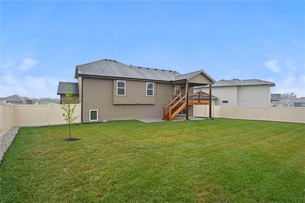 1805 Garden Court — photo 30