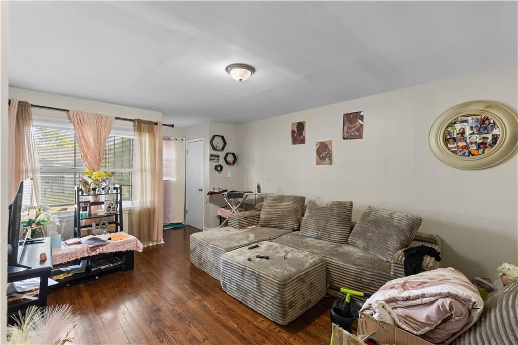 Photo 3 of 12 - 4279/4281 E 60th Terrace