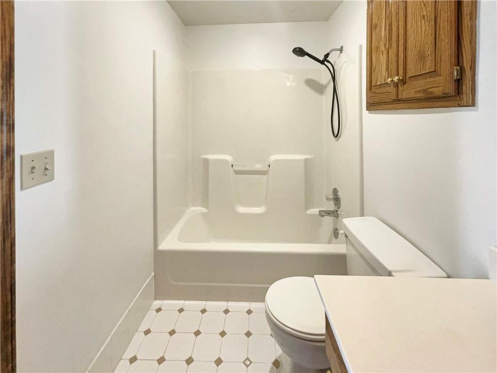 4940 Alden Street — photo 11