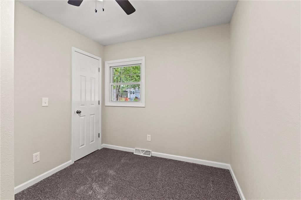404 N Washington Street — photo 16