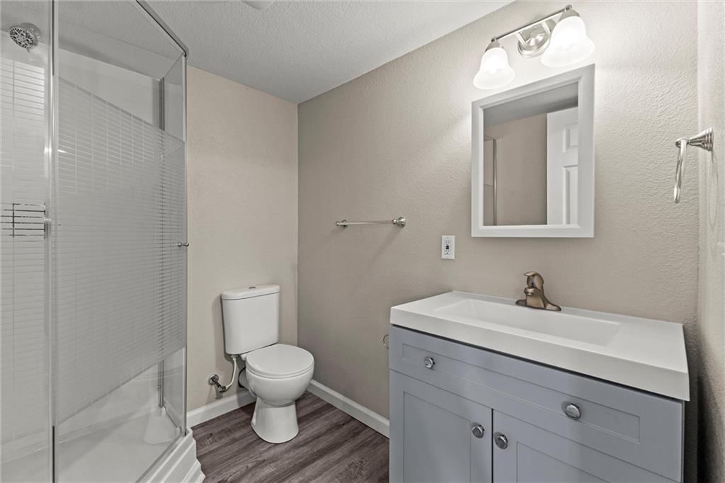 404 N Washington Street — photo 22