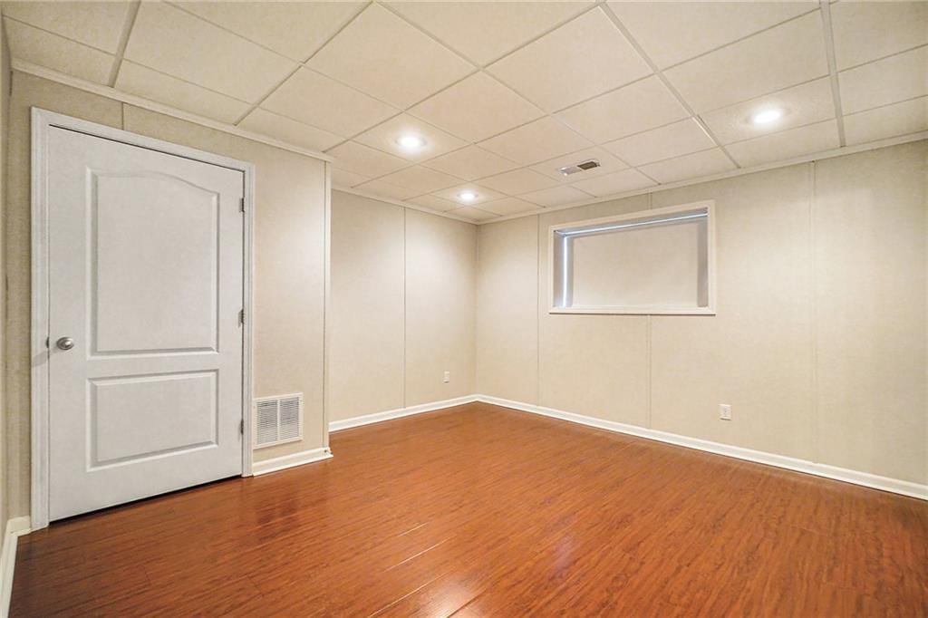 1108 W 10TH Avenue — photo 25