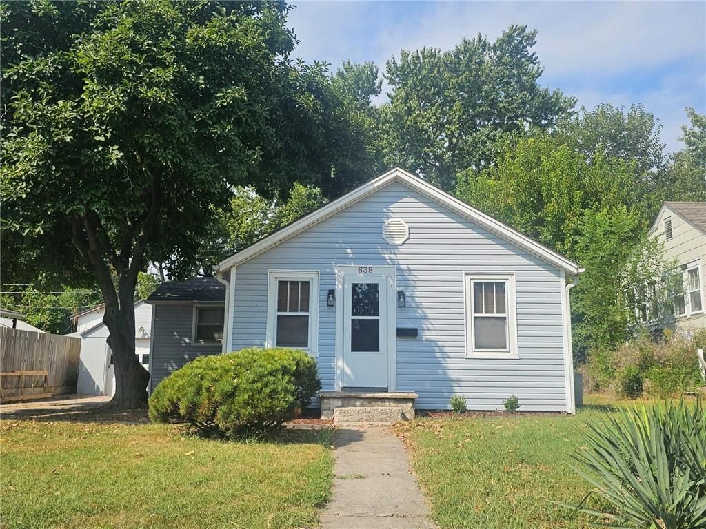 638 S Lake Drive, Independence, MO