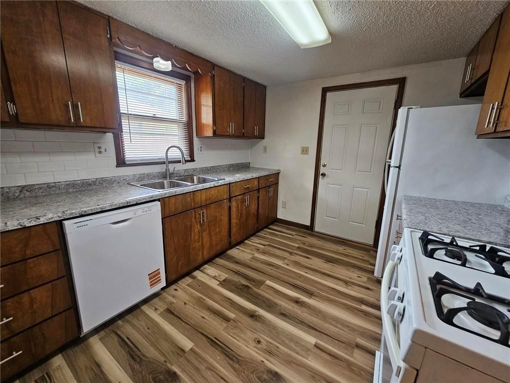 638 S Lake Drive — photo 5