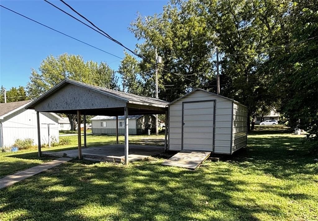 Photo 5 of 20 - 514 N Garfield Avenue