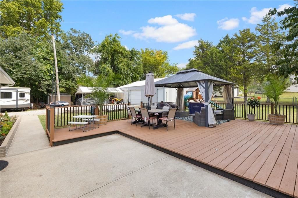 3728 S Marshall Avenue — photo 42